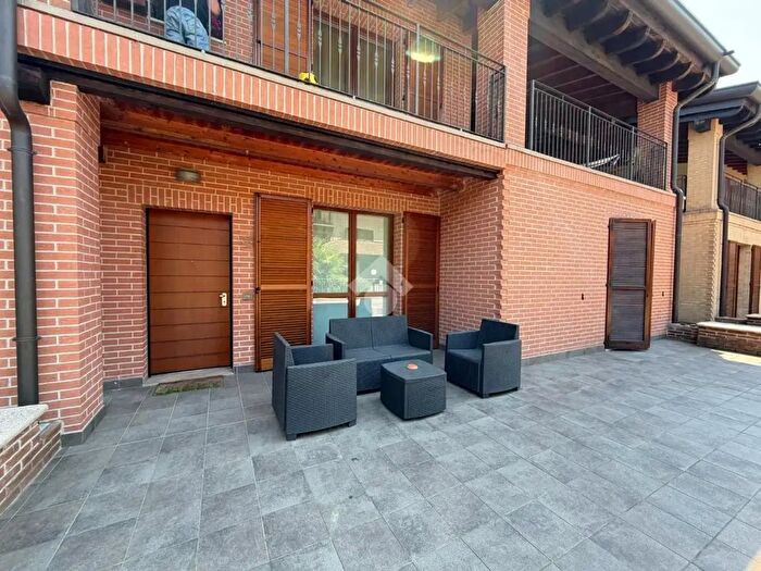 Appartamento bilocale in vendita in Via Respighi, Seregno