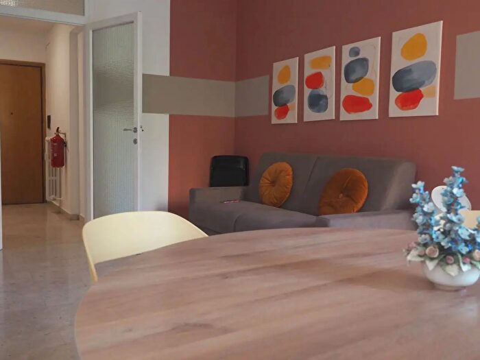 Appartamento trilocale in vendita in Viale di Trastevere, Roma