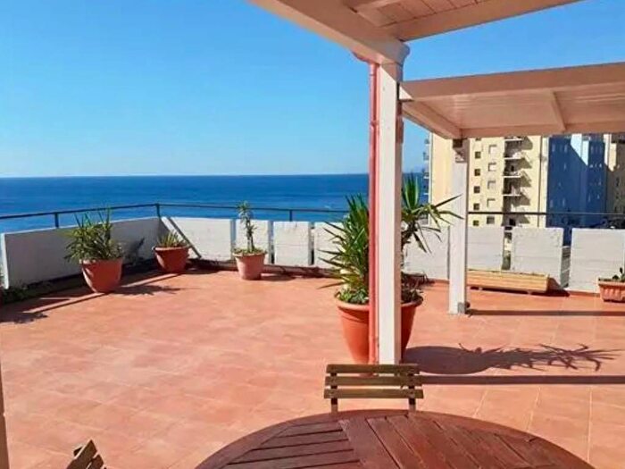 Appartamento quadrilocale in affitto in Via Crotone Vico, Catanzaro Lido, Catanzaro