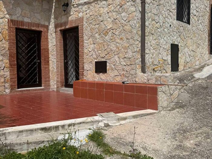 Appartamento bilocale in affitto in Vico Famiglia Egizi, Centro, Caiazzo