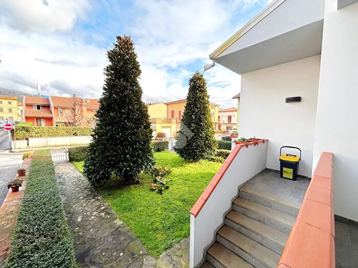 Casa con 5 locali in vendita in Via Arrigo Boito, Montale