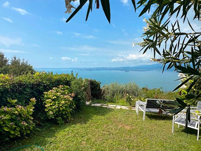 Appartamento bilocale in affitto in Le Camille, Torri del Benaco