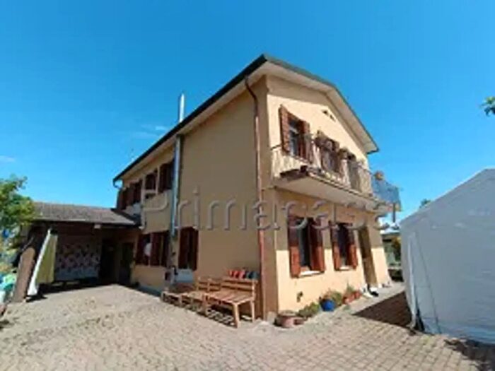 Casa con 7 locali in vendita in Via Galileo Galilei, Noale