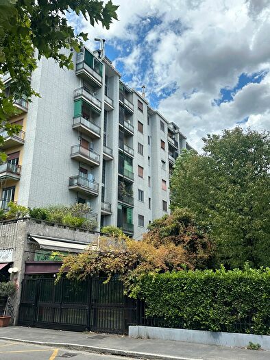 Appartamento trilocale in vendita in Milano