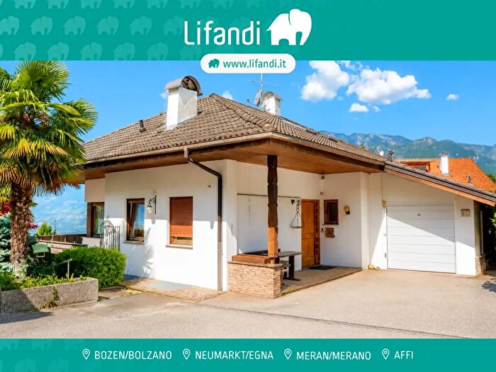 Casa con 9 locali in vendita in Neumarktner Straße Via Egna, Montagna