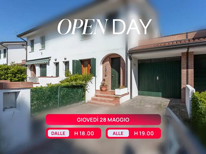 Appartamento trilocale in vendita in Via De Logu, Portogruaro