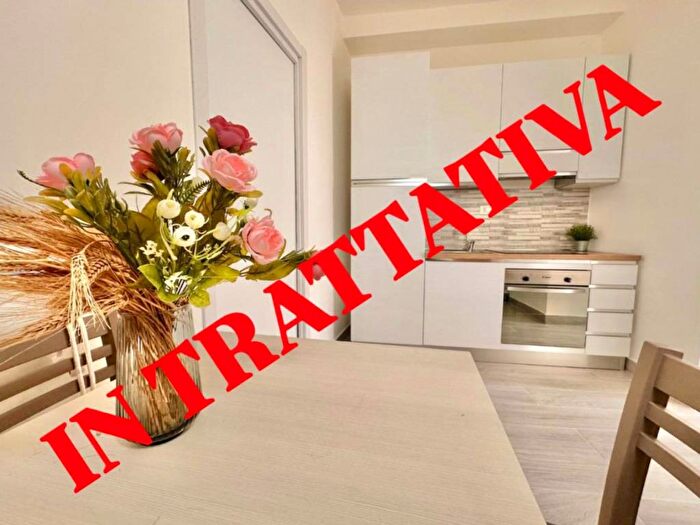 Appartamento monolocale in affitto in Via Girone, Anfiteatro, Pozzuoli