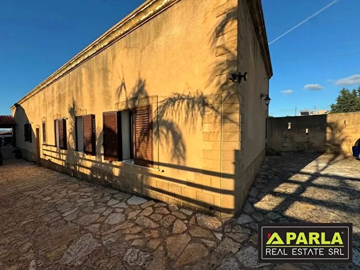 Casa con 5 locali in vendita in Contrada Ragalia, Marsala