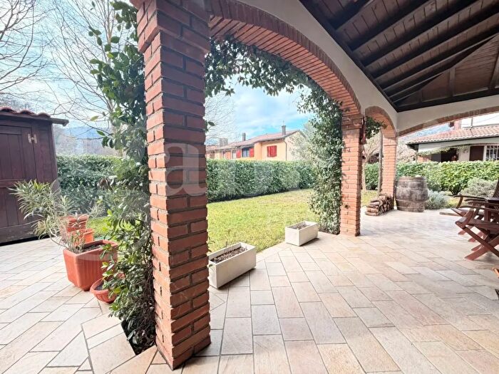 Casa con 5 locali in vendita in Via Cipollone, Marzabotto