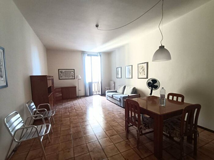 Appartamento trilocale in affitto in Via Milazzo, Centro, Cremona
