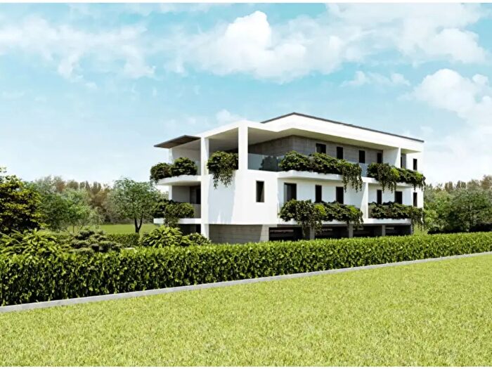 Appartamento con 6 locali in vendita in Viale Trento, Sacile