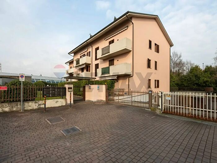 Appartamento bilocale in vendita in Trezzo Sull'Adda