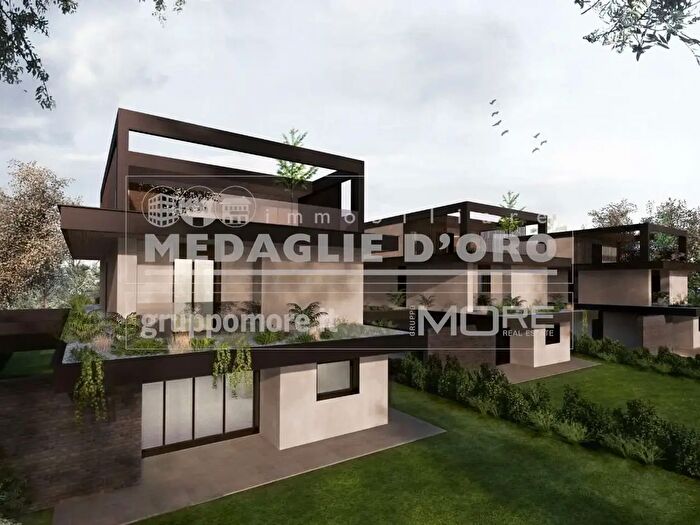 Casa con 8 locali in vendita in Via Grandi, Formigine