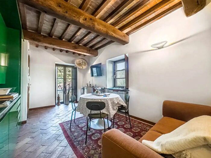 Appartamento bilocale in vendita in Fosdinovo