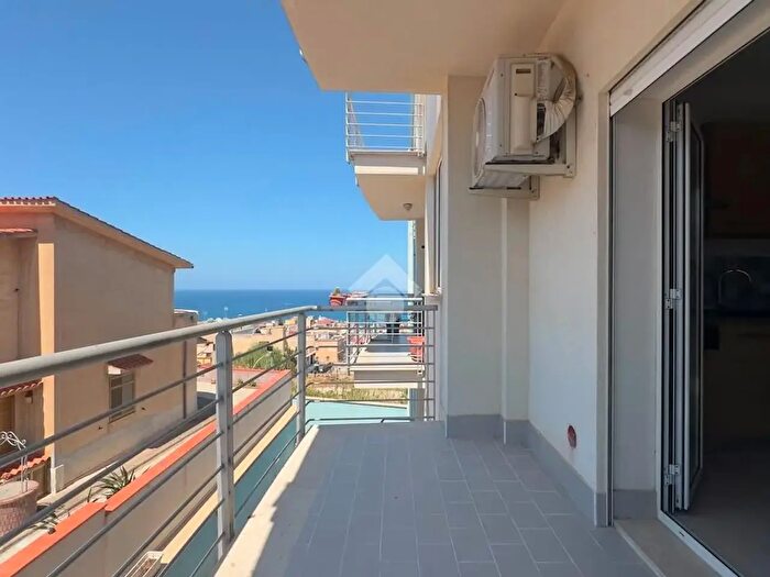 Appartamento quadrilocale in vendita in Via Mauro De Mauro, Balestrate