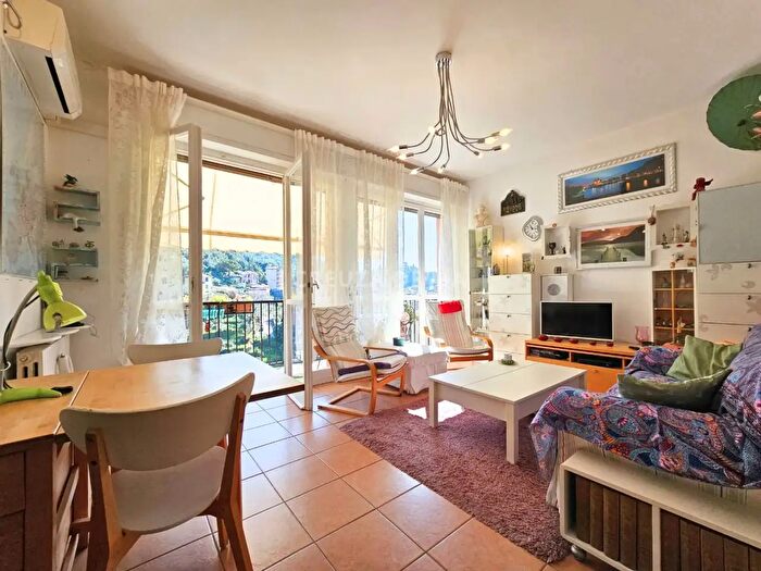 Appartamento quadrilocale in vendita in Via Betti, Rapallo