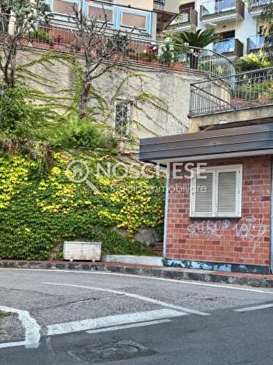 Appartamento bilocale in vendita in Via La Mennolella, Salerno