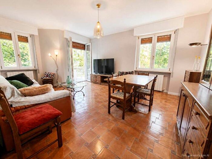 Appartamento bilocale in affitto in via lago di garda, Centro, Arona