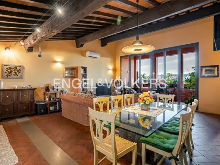 Appartamento con 5 locali in vendita in Via della Vigna Nuova, Firenze