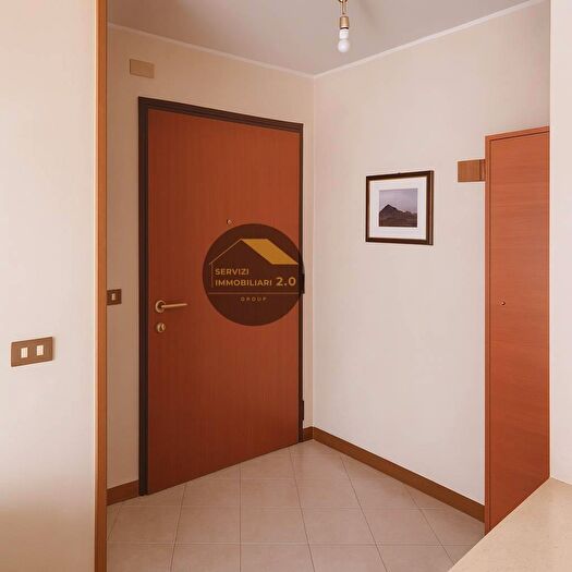 Appartamento bilocale in vendita in Viale Trieste, Agosta