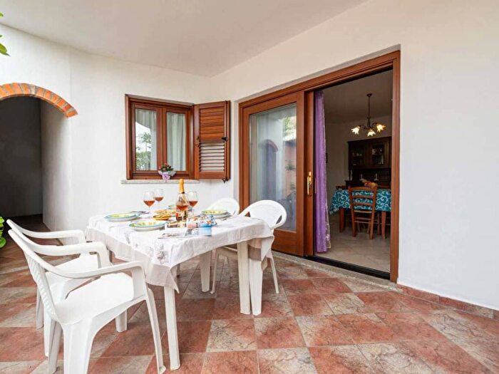 Appartamento trilocale in affitto in Via Su Puntu, Tanaunella, Budoni