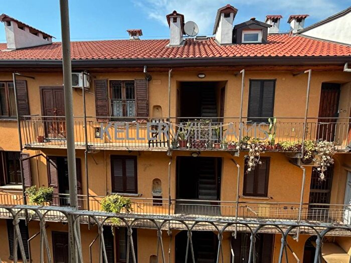 Appartamento monolocale in affitto in Corso di Porta Ticinese, Ticinese, Milano