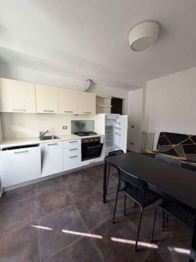 Appartamento bilocale in affitto in VIA CATTANEO, Centro, Varese