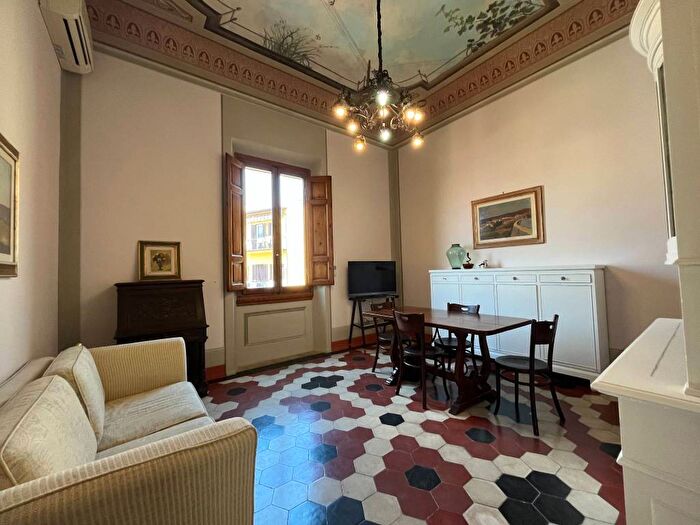 Appartamento quadrilocale in affitto in Via Settembre, Leopoldo Vittorio Emanuele Statuto, Firenze