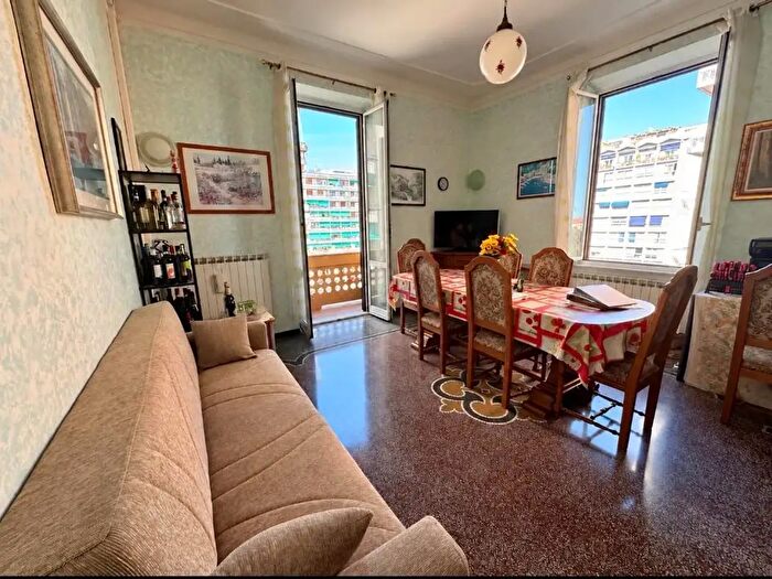 Appartamento quadrilocale in vendita in Via Don Minzoni, Savona