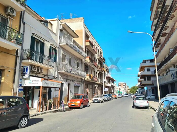 Casa quadrilocale in vendita in Via dello Stadio, Lentini