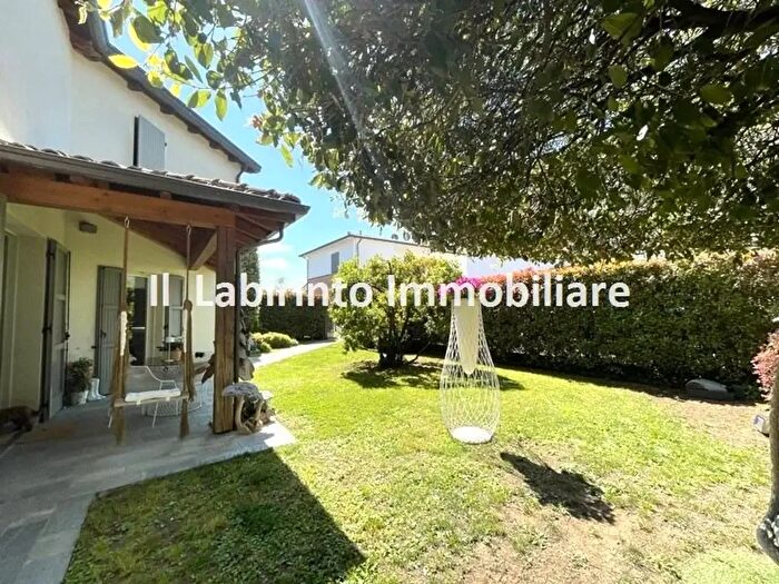 Casa in vendita in Via Ospitalacci, Faenza