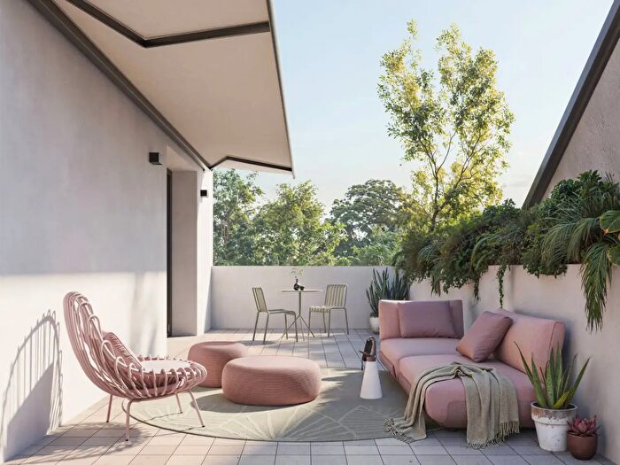 Appartamento quadrilocale in vendita in Via Amilcare Bonomi, Milano