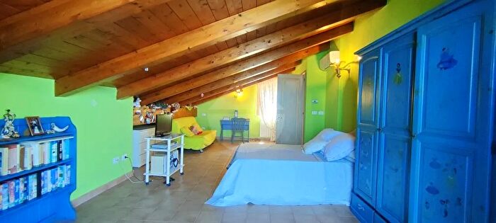 Appartamento con 8 locali in vendita in Pizzo