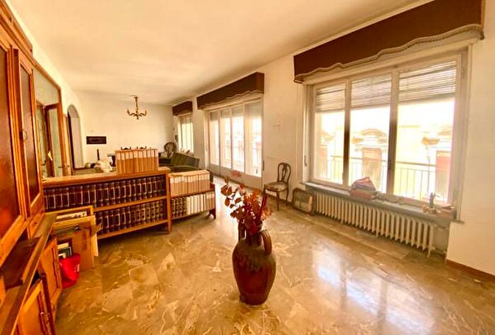 Appartamento con 6 locali in vendita in Forli