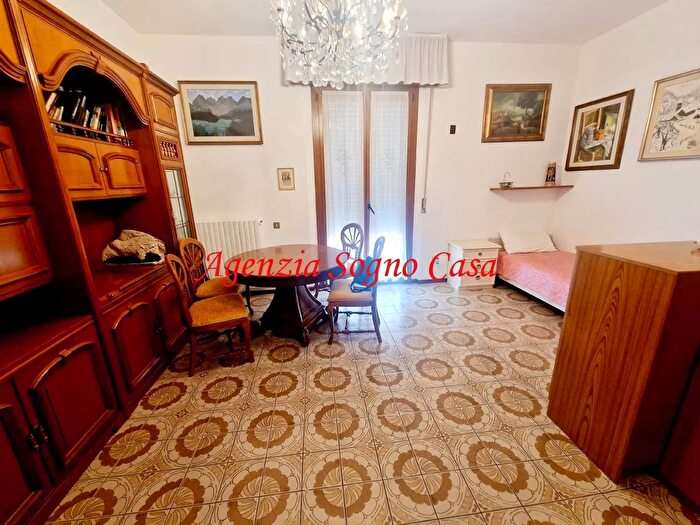 Appartamento trilocale in affitto in Zona Semicentro Forli ForliCesena, Forli