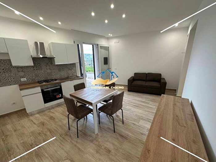 Appartamento trilocale in affitto in Via Luigi Pirandello, Centro, Altavilla Milicia