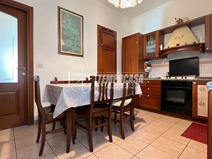 Appartamento trilocale in vendita in Via Maggio, Alpignano
