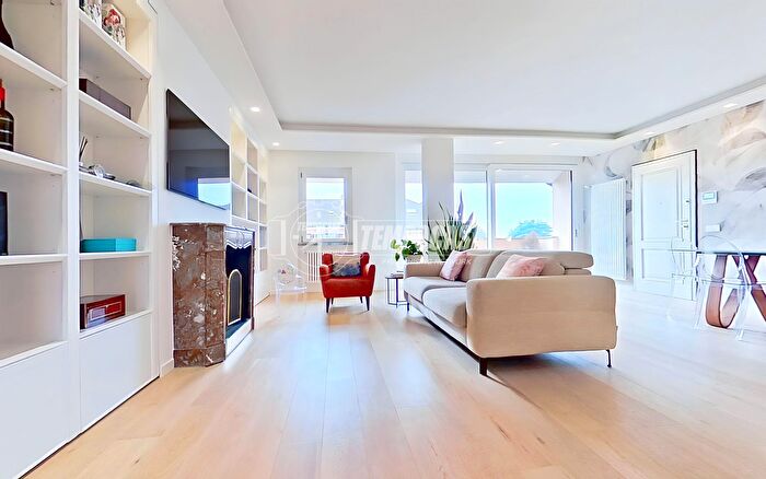 Appartamento quadrilocale in vendita in Via Don Giovanni Minzoni, Seregno