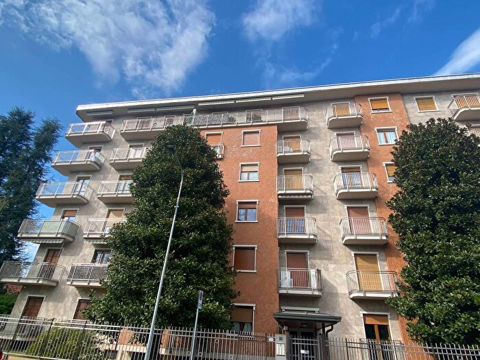 Appartamento trilocale in affitto in Via Pio XI, Legnarello, Legnano