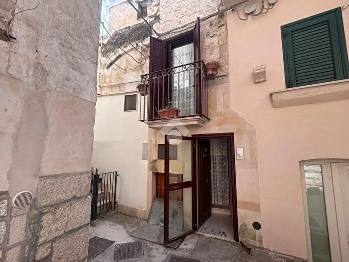 Casa quadrilocale in vendita in Claustro Tradimento, Altamura