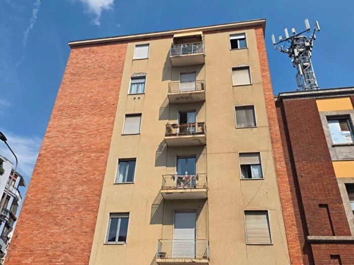 Appartamento bilocale in affitto in Via Benedetto Spinoza, Città Studi, Milano
