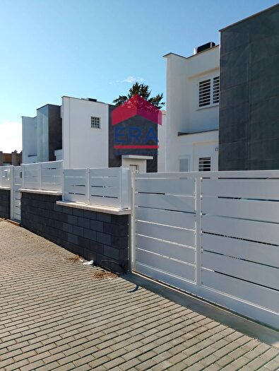 Appartamento trilocale in vendita in Via di Macchia Palocco, Roma