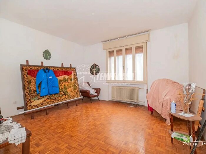 Appartamento quadrilocale in vendita in Via Goito, Rovigo