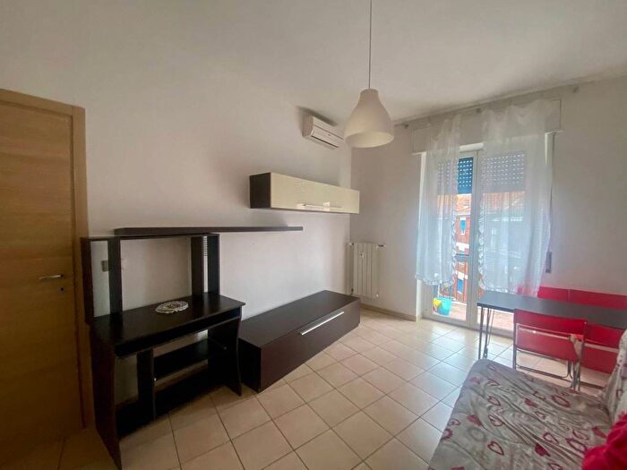 Appartamento monolocale in affitto in Via Tolmezzo, Udine, Milano