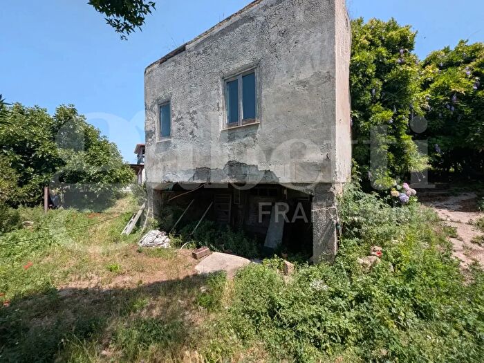 Casa con 5 locali in vendita in Via Bellavista, Bacoli