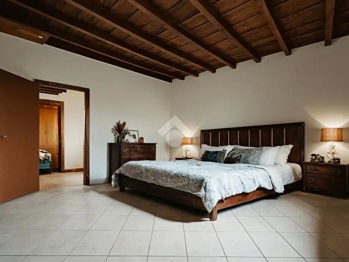 Appartamento trilocale in vendita in Via Cassolnovo, Abbiategrasso