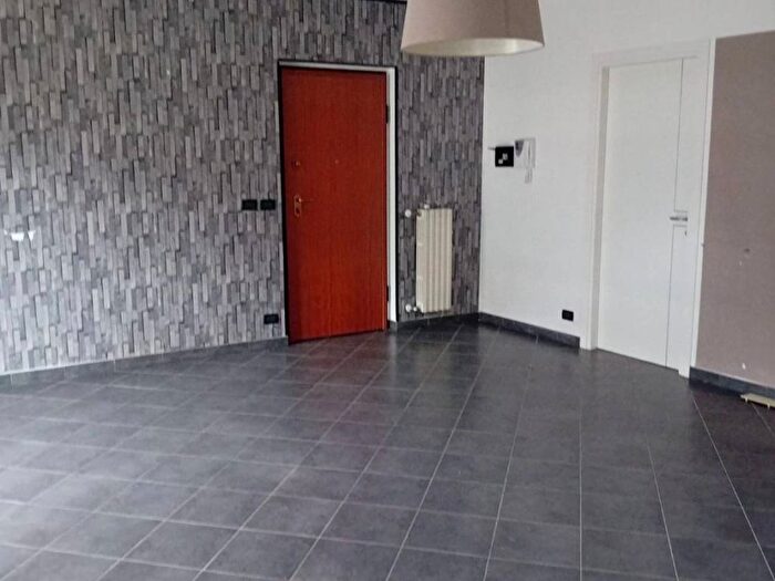 Appartamento trilocale in affitto in Via Italia, Settimo Torinese