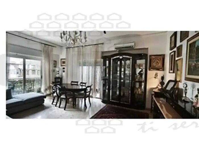 Appartamento con 5 locali in vendita in Viale Principe Umberto, Messina