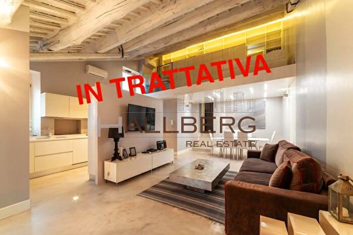 Appartamento quadrilocale in affitto in Campo De Fiori, Roma