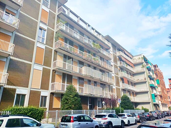 Appartamento bilocale in affitto in Via Ippolito Nievo, Rondò Torretta, Sesto San Giovanni